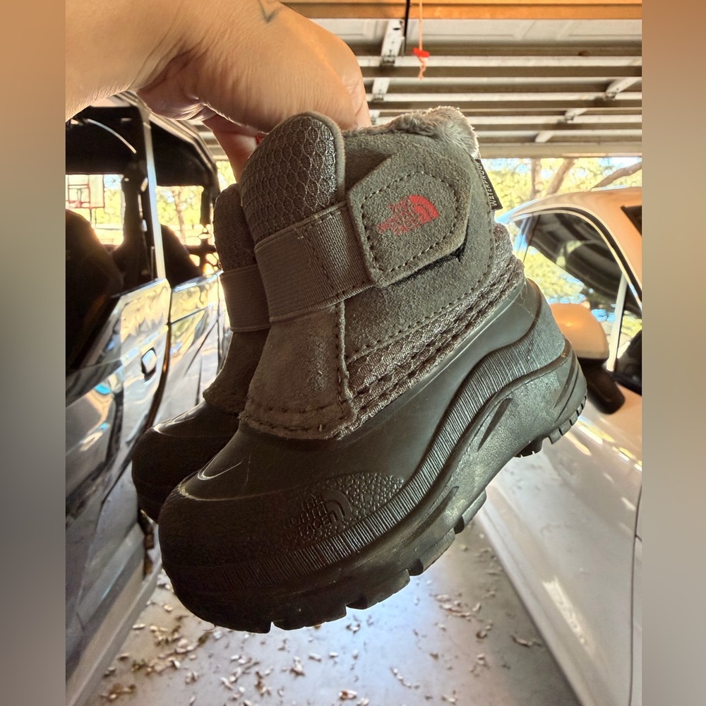 The North Face Toddler Faux Fur Lined Boots